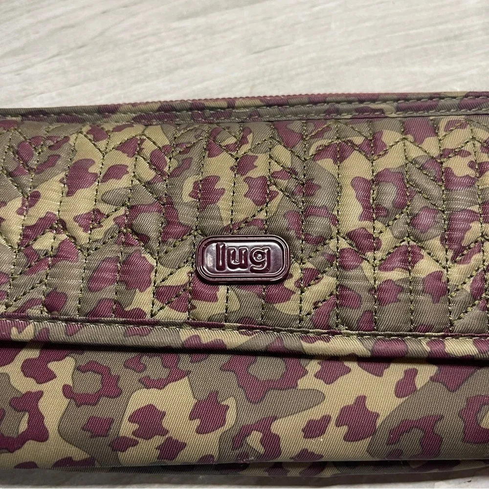 Lug Kickflip 3 Berry Khaki Leopard Print RFID Wristlet Wallet no crossbody strap